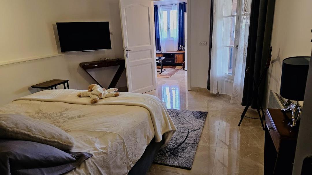 Elegant-Cosy 2P55M2 Dans Bas De Villa Provencale ! Villeneuve-Loubet Esterno foto