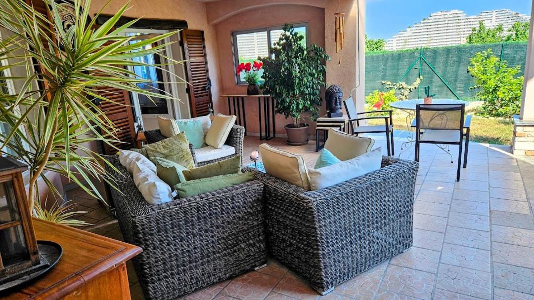 Elegant-Cosy 2P55M2 Dans Bas De Villa Provencale ! Villeneuve-Loubet Esterno foto