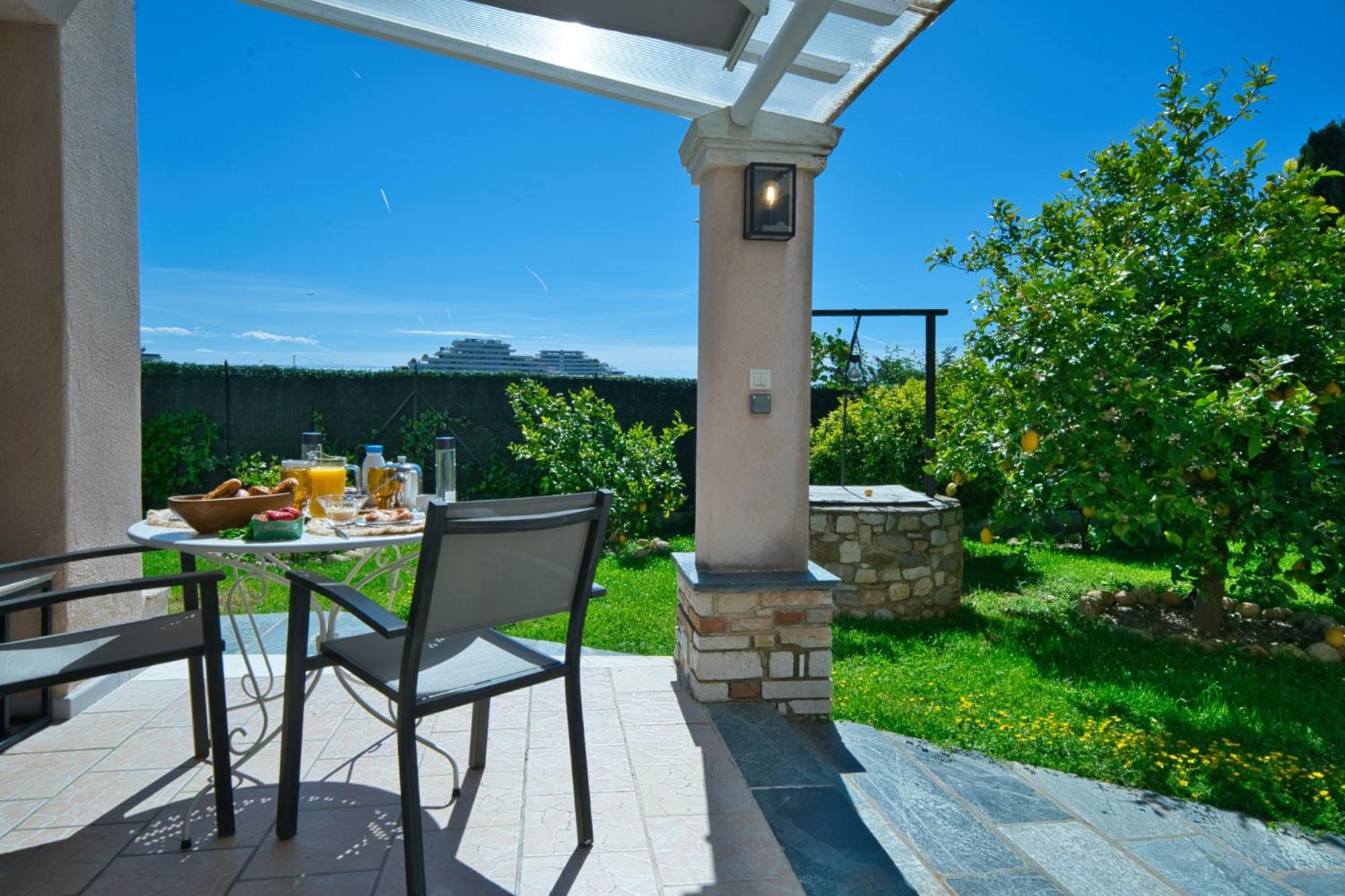 Elegant-Cosy 2P55M2 Dans Bas De Villa Provencale ! Villeneuve-Loubet Esterno foto